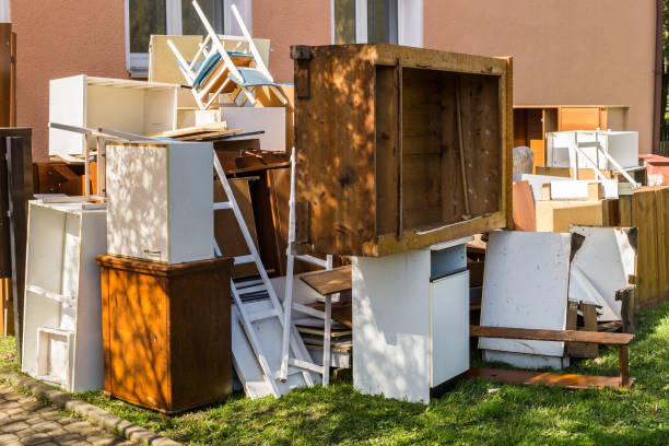 Best Yard Waste Removal  in Brier, WA